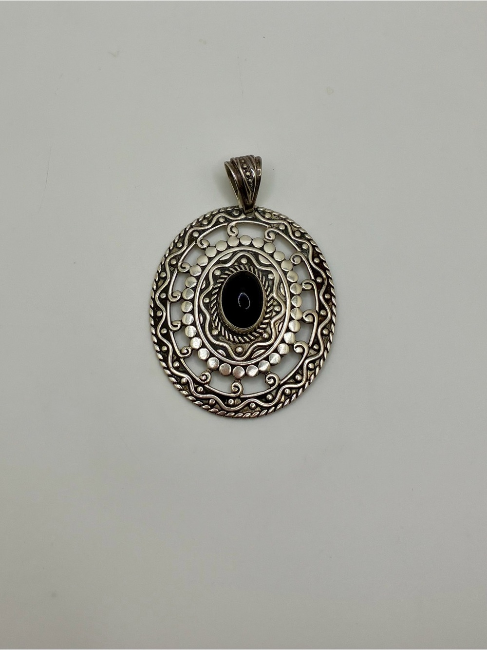 Sterling silver onyx pendant